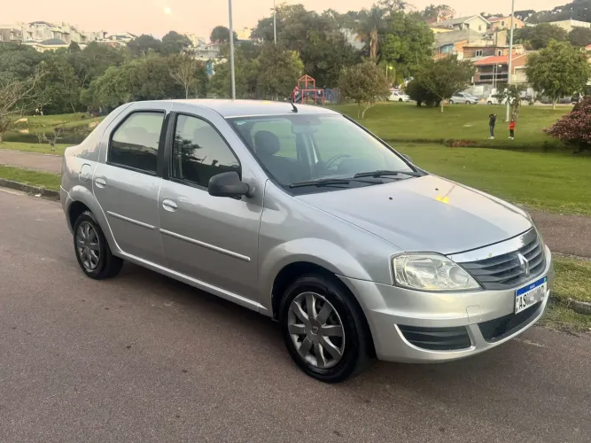 Renault Logan Expression Hi-flex 1.6 8V 4P 2011