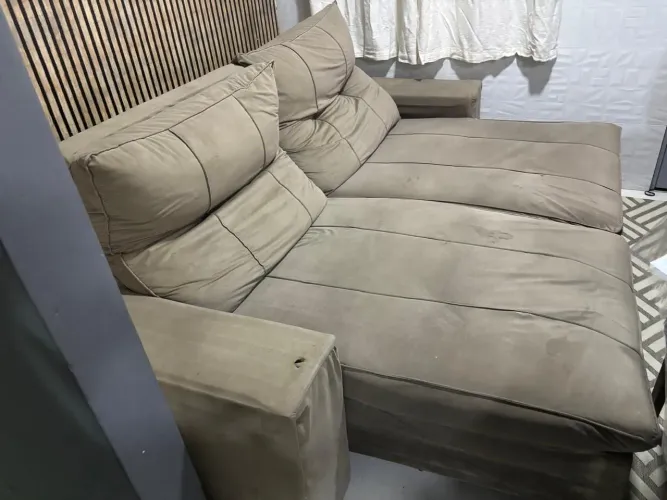 Sofa retrátil reclinável