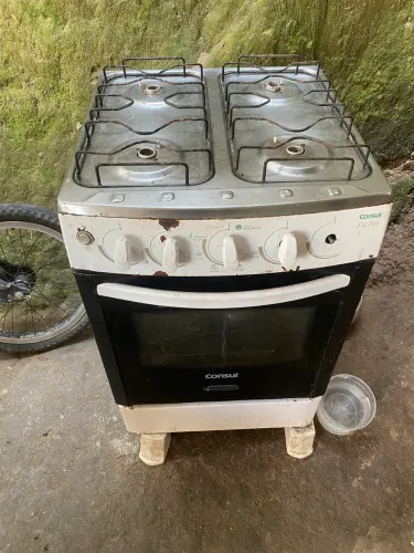 Vendo fogão funcionando tudo perfeitamente 
