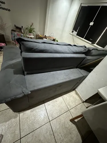 Sofá retrátil inclinável 2,40 de comprimento