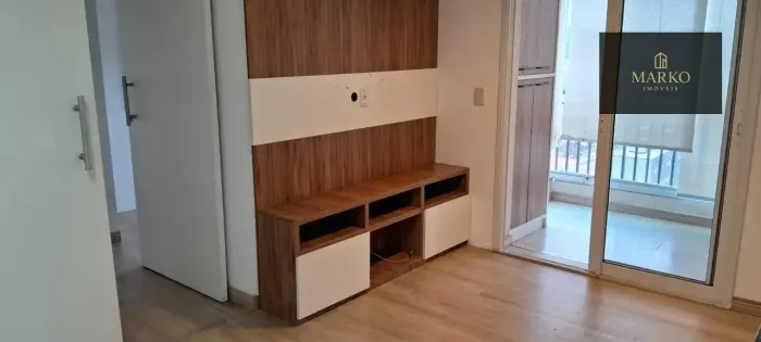 Apartamento para Locação 50 m² | 2 Dormitórios | Varanda Envidraçada | Condomínio Praça B