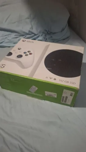 Xbox Séries S - com caixa e usado