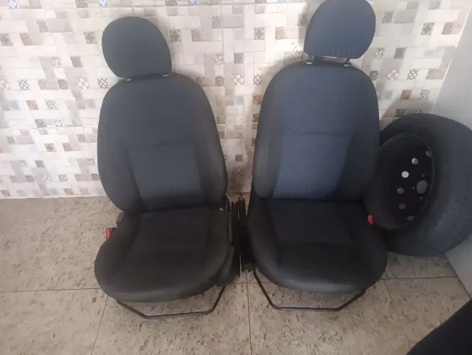 Jogo de bancos Renault Sandero Logan