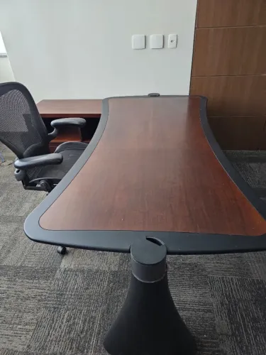 Mesa de Escritório em "L"