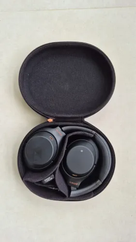 Fone ouvido estéreo SONY WH-1000xm3 Bluetooth com Cancelamento de Ruído 