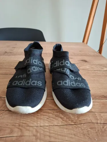 Tênis Adidas Preto