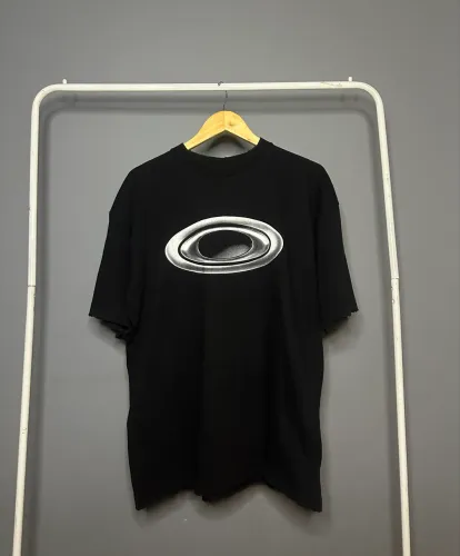 Camiseta Oakley x Piet Metal Black