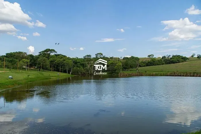 Oportunidade no condomínio de chácaras Recanto dos Ipês