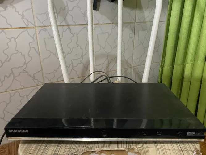 Aparelho de DVD Samsung.