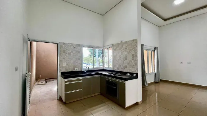 Casa de Condomínio em Salto para aluguel Village Moutonnée - SP | 3 quartos Área total 0,0