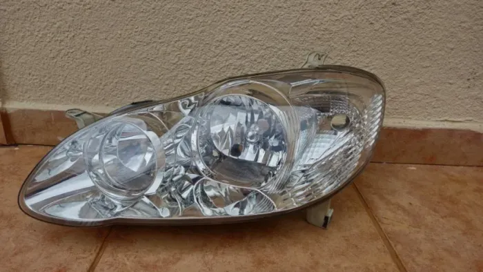 Farol Original Toyota Corolla 2003-2008  ou Fielder 2004-2008 Lado Esquerdo Arteb