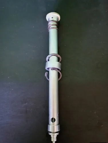 Flauta de retorno para Marzocchi Bomber 888/66 RV RCV hastes de 38mm