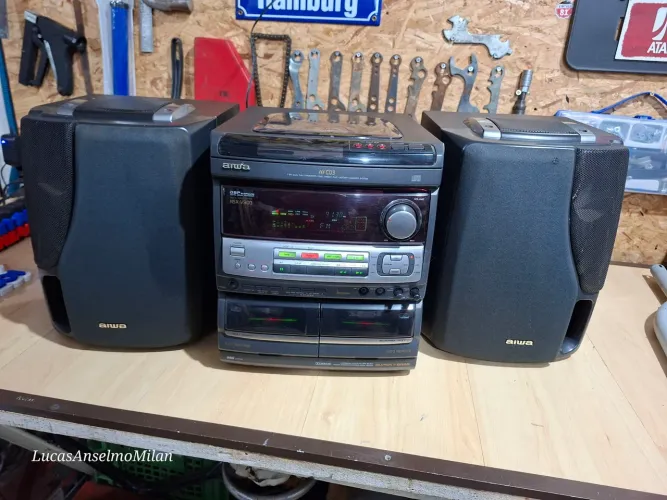 Som Aiwa NSX-V900