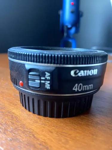 Lente canon ef 40mm f2.8 stm