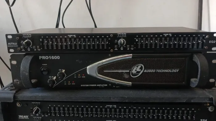 Amplificador LL áudio leia a descrição 