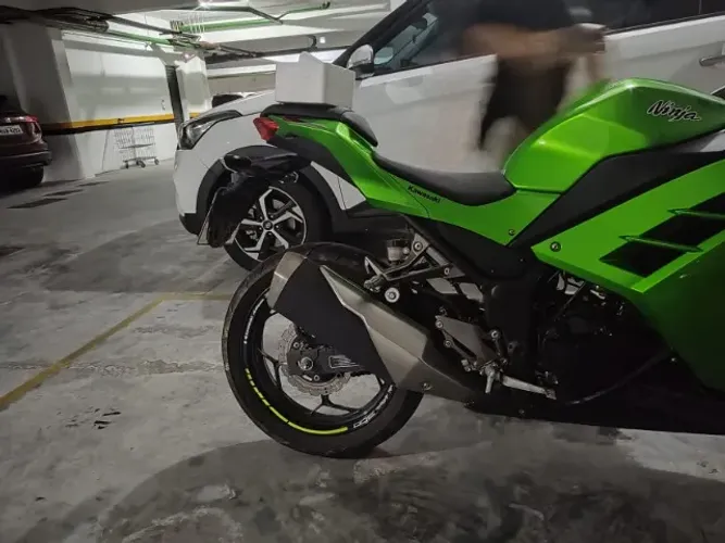 Ninja 300 Verde 2024 - Impecável, Baixa Km, Revisada na autorizada