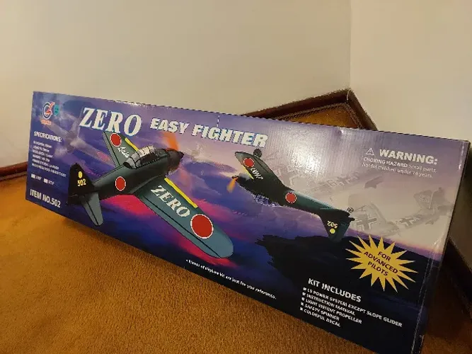 Aeromodelo ART na caixa, completo, apenas trocar a bateria