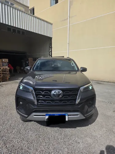 Toyota Hilux SW4 SRX 4X4 2.8 TDI 16V Dies. Aut. 2021