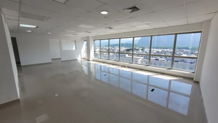 Sala no Recreio dos Bandeirantes