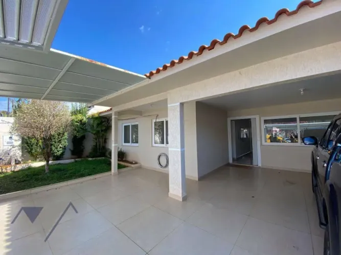 Casa com 4 dormitórios para alugar, 232 m² por R$ 8.180,00/mês - Recanto Tropical - Cascav
