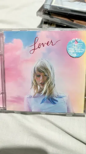 CD LOVER TAYLOR SWIFT