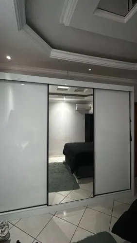 Guarda roupa
