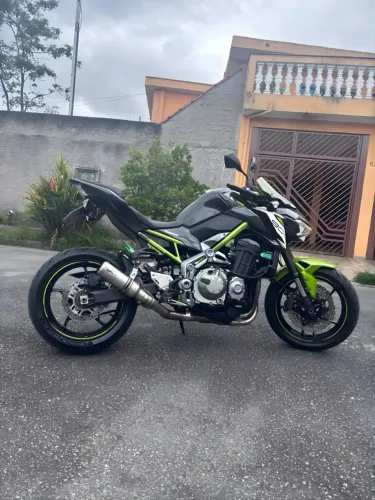 Vendo Kawasaki Z900