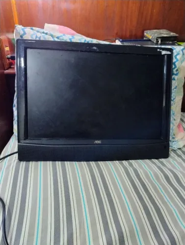 TV com defeito