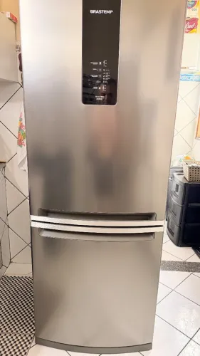 Vendo Geladeira Brastemp