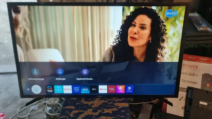 Tv 43 smart, grande e moderna