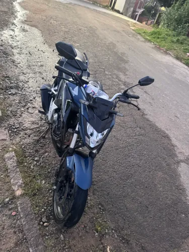 Moto Twister 2025