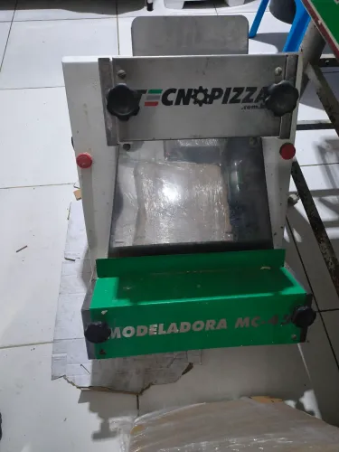 Modeladora de massa profissional Mc-45