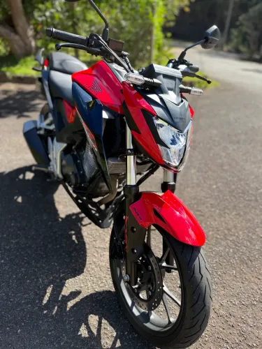 Honda CB 300F Twister