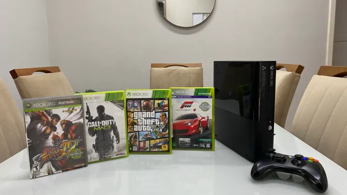XBOX 360 Super Slim + Jogos Originais+ Controle  + Controle + cabos | Funcionando 100%