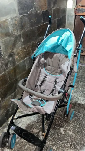 Carrinho de bebê - Cosco (Guarda chuva | compacto)