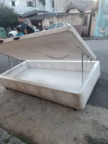Cama box baú de solteiro