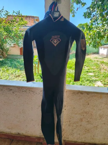 Macacão neoprene feminino