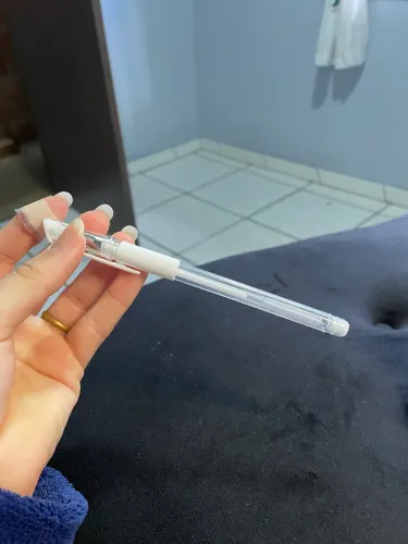 Caneta marcadora e em gel