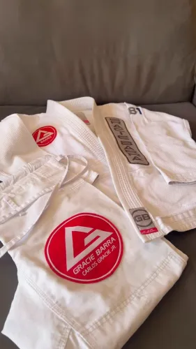 Kimono Feminino Gracie Barra GB1 Original - Tamanho F0 - R$ 500,00