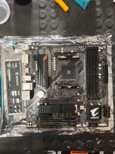 Placa mãe b450 aorus m am4