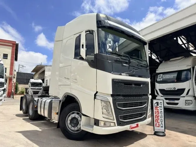Volvo FH 420 6x2 2021 teto alto baixa - troca menor valor 124 r 400 r440