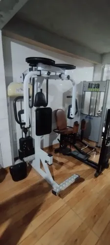 Equipamentos de musculação 