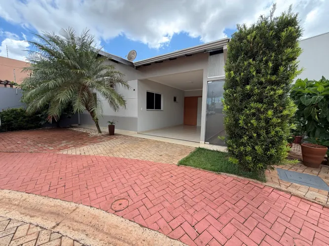 Linda casa condomínio fechado Vila de Espanha