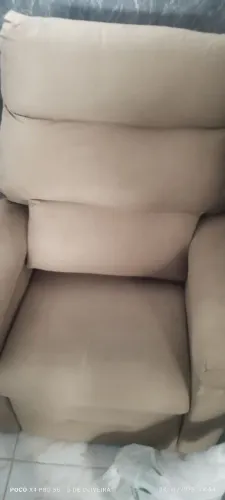 Uma Poltrona hiper confortável,.                             