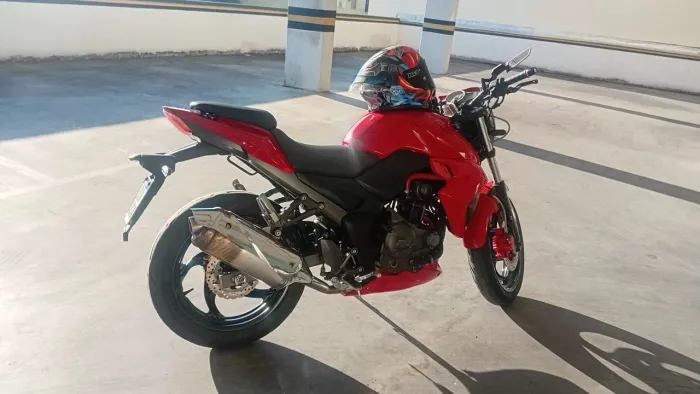 Dafra Next 250 