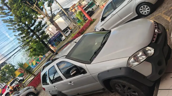 Fiat Palio Weekend Adventure Locker 1.8 Flex 2018