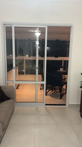 Porta balcão 170x210