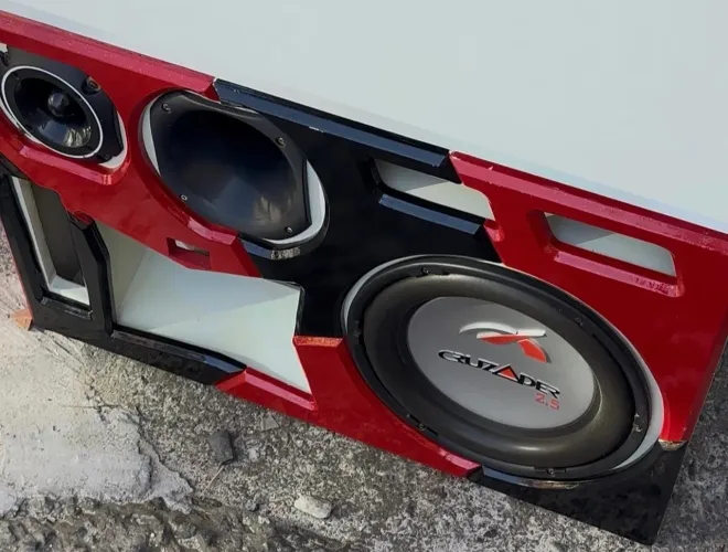 VENDO UM SOM AUTOMOTIVO LINDO 