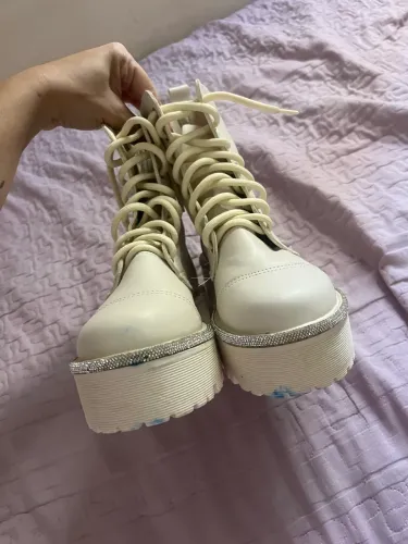 VENDO COTURNO 