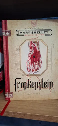 Frankenstein DARKSIDE BOOKS